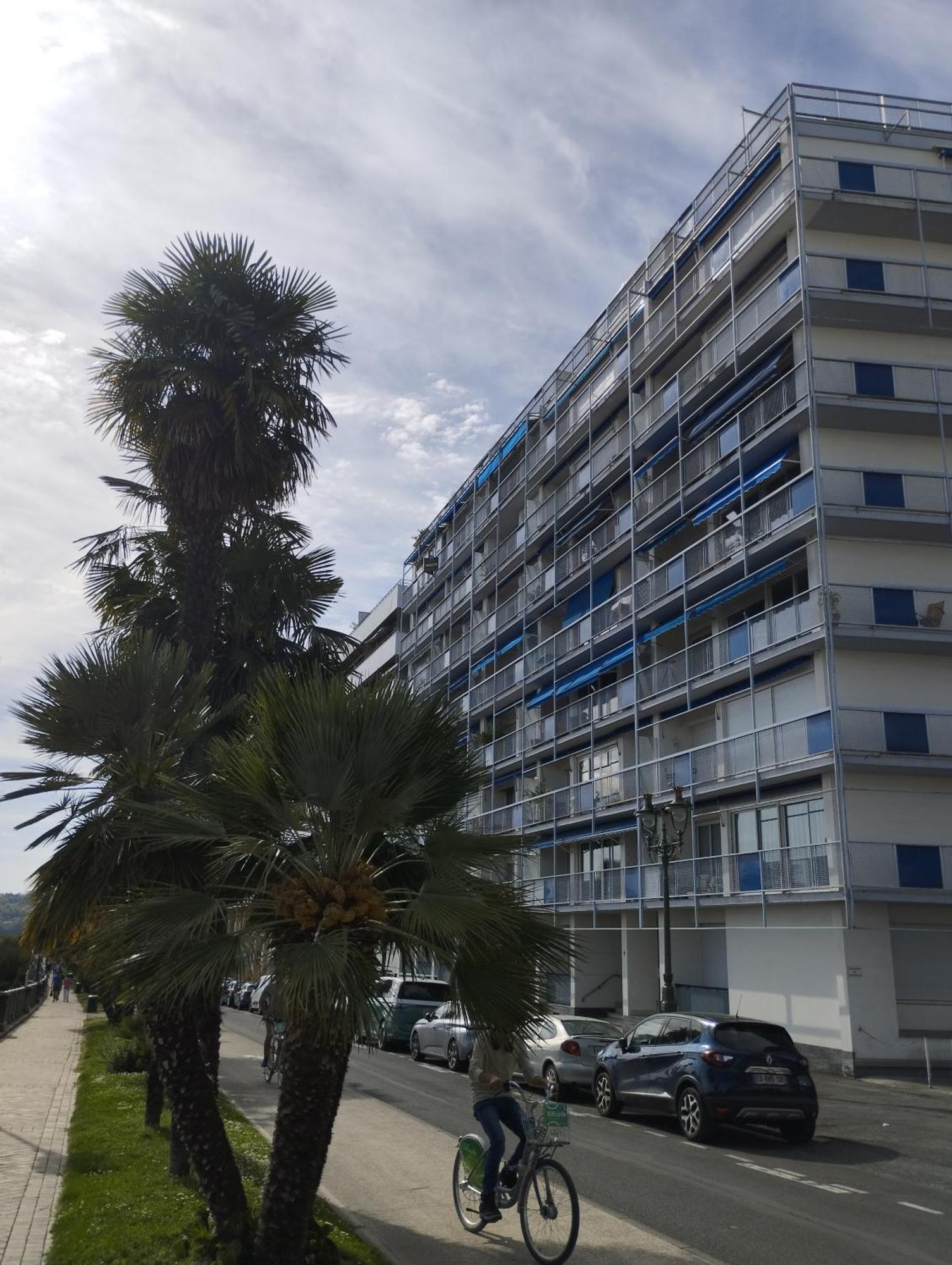 Chambrette Boulevard Des Pyrenees Hypercentre 10M Carre Wc Sur Le Palier, Porte40 Pau Zewnętrze zdjęcie