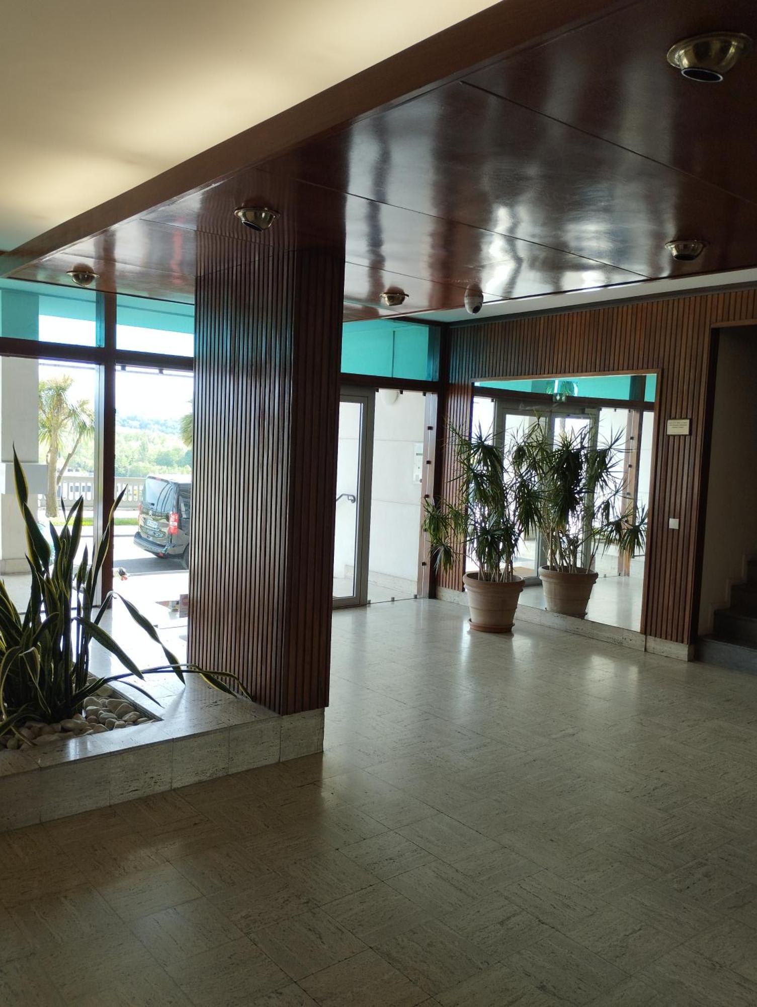 Chambrette Boulevard Des Pyrenees Hypercentre 10M Carre Wc Sur Le Palier, Porte40 Pau Zewnętrze zdjęcie